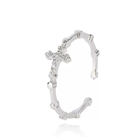 Stylish Cross ring in 925 silver